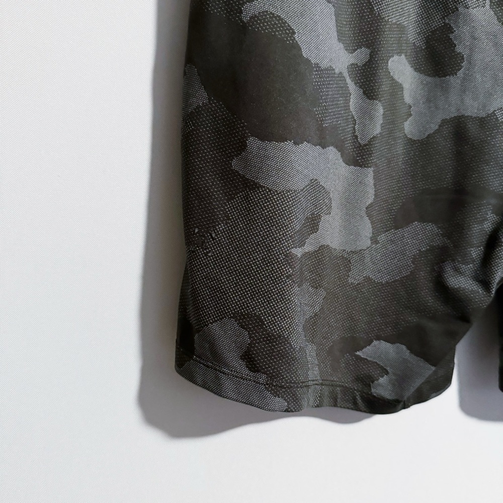 Lululemon - Camouflage Print Drawstring Shorts - Picture 5 of 5